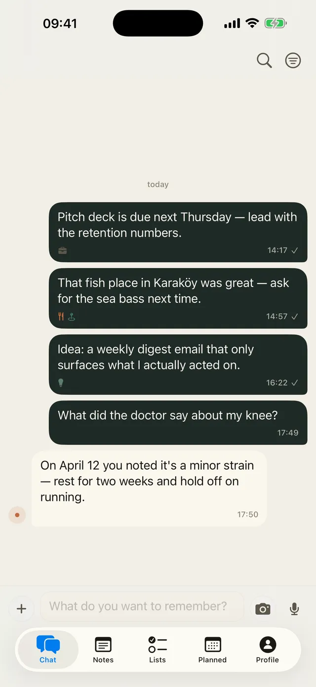 Second Brain chat screen with a text note, a voice note, and a photo note